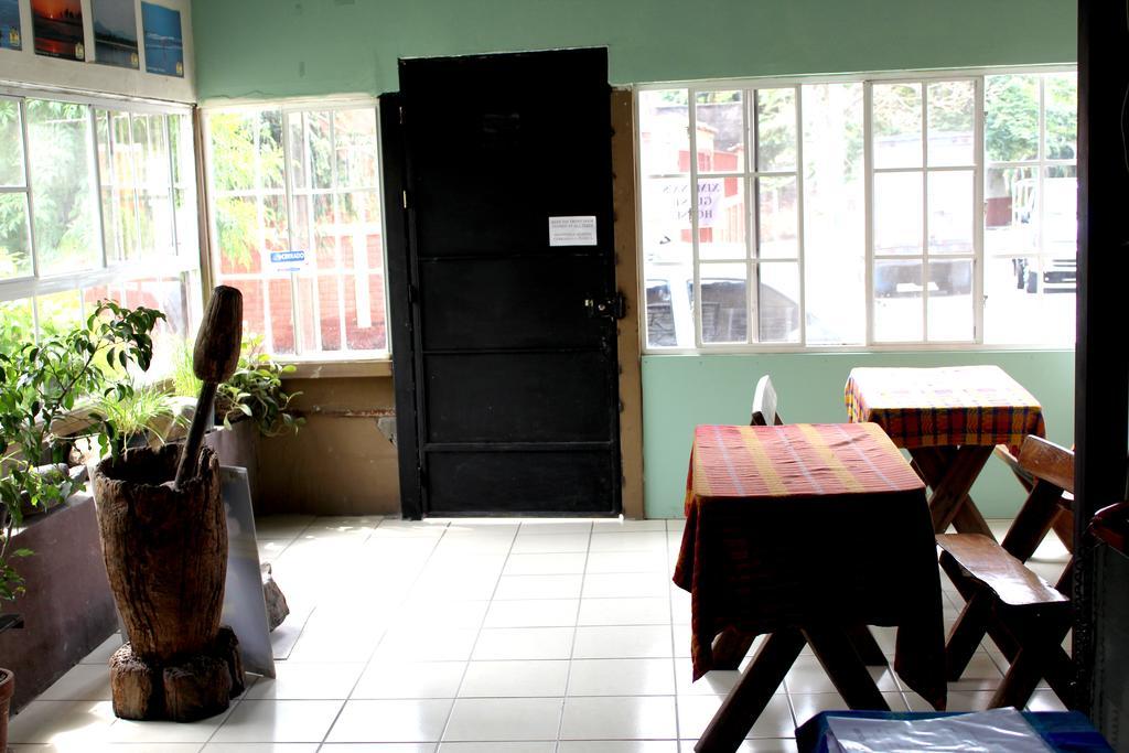 Ximenas Guest House San Salvador Eksteriør billede