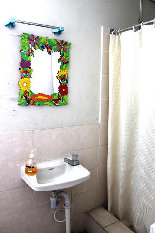 Ximenas Guest House San Salvador Eksteriør billede