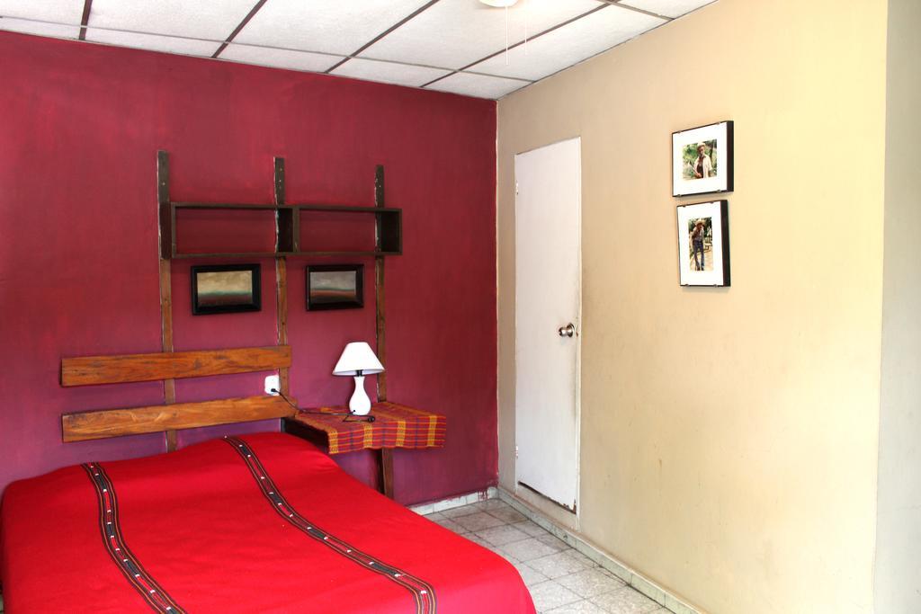 Ximenas Guest House San Salvador Eksteriør billede